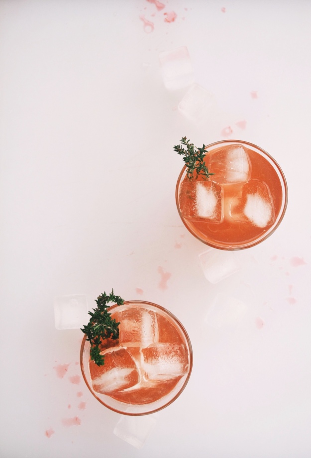 blood orange whiskey cocktails | holly & flora